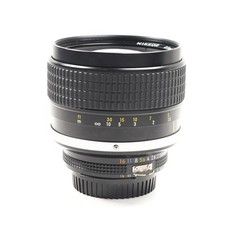 Nikon AI-S 85mm F1.4 obiettivo