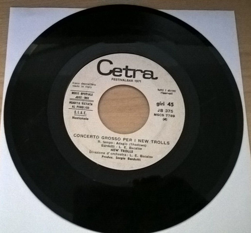 Giri b new trolls - 45, 7"