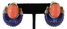 Orecchini DAVID WEBB vintage oro 18 kt corallo intagliato e bomba lapislazzuli diamante traforato