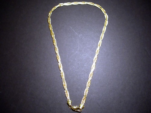Collana catena attorcigliata