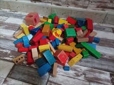 LOTTO/STOCK/ SET MATTONCINI COLORATI IN LEGNO/COSTRUZIONI VERO VINTAGE 2 KG