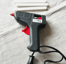 Pistola per colla a caldo RAPID funzionante - 4 stick di colla inclusi.