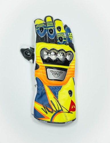 Valentino rossi signed - rossi,