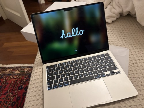 Macbook air 2025 con anni - air, m4