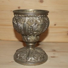 Antica tazza calice calice in