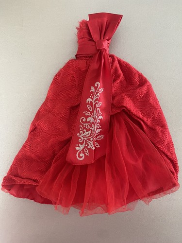 Barbie outfit happy - /,