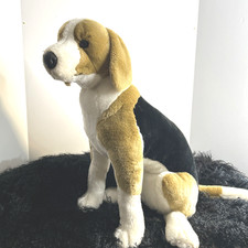 EJ Classic Realistic Sitting