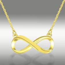 Collana con ciondolo infinito