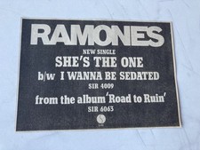 RAMONES SHE'S THE ONE SMALL