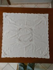 Tovaglietta da The, Centrotavola Ricamato a Mano con Intarsi ad Uncinetto