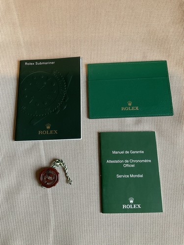 Rolex submariner date - rolex,