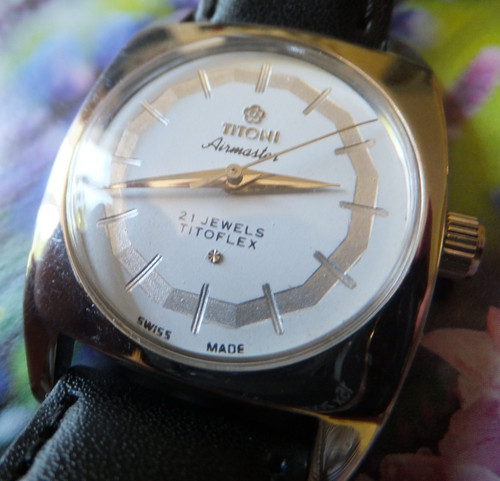 Bellissimo orologio titoni - bellissimo,