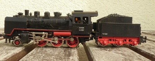 Märklin 3003 locomotiva - 3003, a