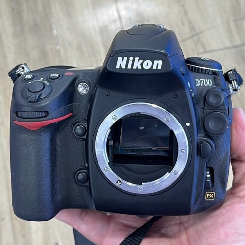 Nikon d700 megapixel - 12,1,