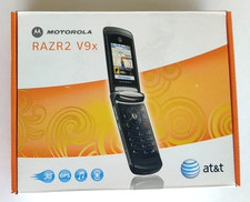 Motorola RAZR2 V9x Flip Phone