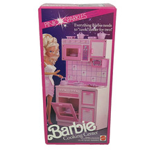 VINTAGE 1990 BARBIE DREAM