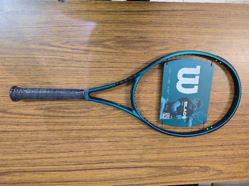 Wilson blade 100 v9 - 100, 1/4)