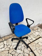 Poltrona da ufficio girevole e regolabile