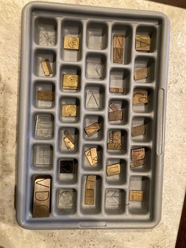Varie lettere simboli per - lettere, +