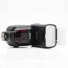 Nikon SB-910 Speedlight flash