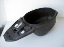 VANO SOTTOSELLA - PORTA CASCO SCOOTER APRILIA SR 50 URBAN KID '96 '97 .