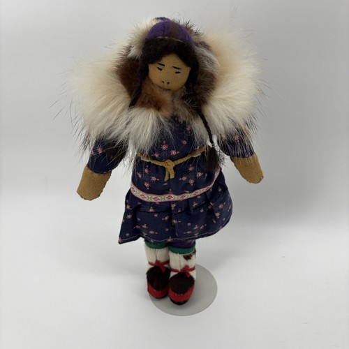 9in handcrafted vntg inuit - 9in,