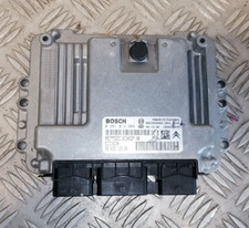 Calculateur moteur BOSCH -