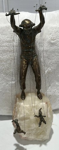 Antica scultura burattinaio