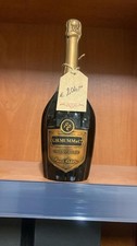 Champagne G.H. Mumm René
