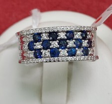 Anello Fascia Recarlo in Oro Bianco 18kAO con Diamant 0,68cti e Zaffiri Blu 0,39