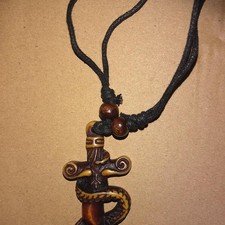 Collana serpente in resina