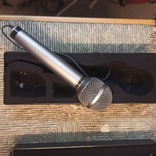 MICROFONO WIRELESS VHF TOA WM-230 CON CUSTODIA D4800 FREQUENZA RADIO 174,8 MHZ