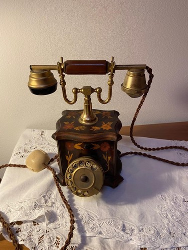 Telefono vintage con - vintage,