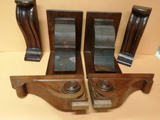 Vecchi elementi architettonici per mensole o arredo interni -