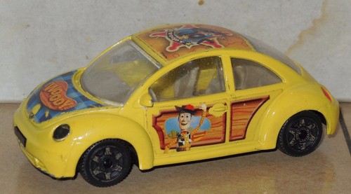 Burago new beetle bug toy - beetle,