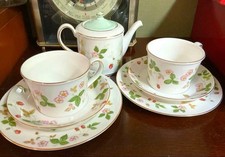 Piatto piattino tazza pentola fragola selvatica dal Giappone