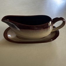Sango "Nova Brown" 9 pollici Gravy Boat e sottopiatto - come nuovo 