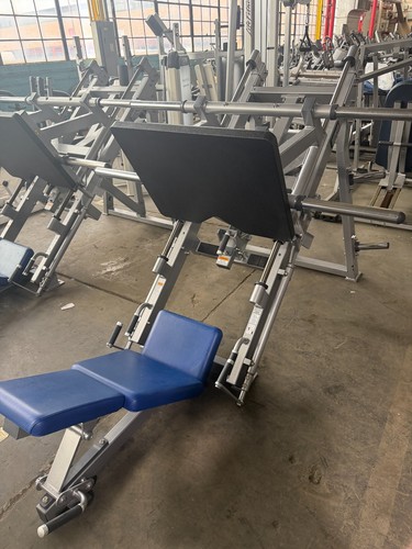 Hammer strength linear leg - linear,