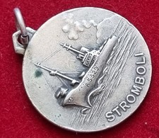 MEDAGLIA MARINA MILITARE ITALIANA NAVE RIFORNIMENTO MARE & TRASPORTO "STROMBOLI"