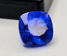 Tanzanite blu lucido taglio