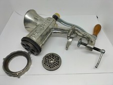 Tritacarne manuale in ghisa - Tre Spade N. 8 - Vintage