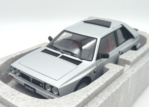 Autoart firma lancia - 1/18,