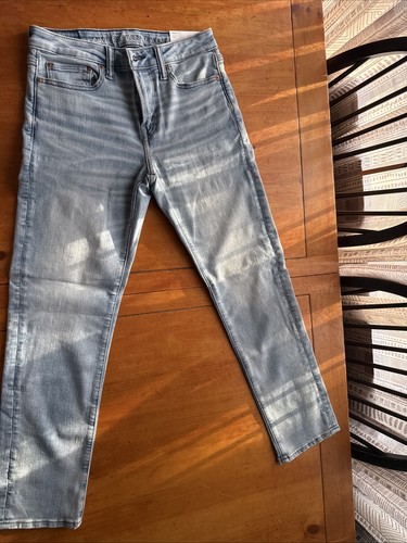 American eagle outfitters - eagle,