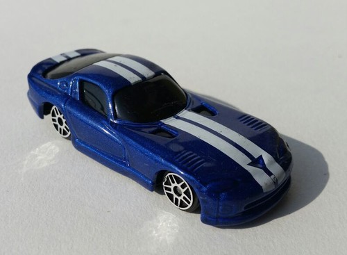 Maisto 1996 dodge viper gts - maisto,
