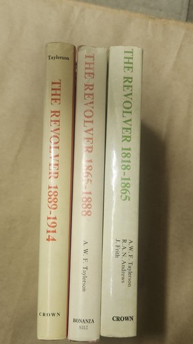 The revolver book set awf - revolver,