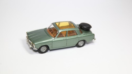 Corgi 275 rover - tc,