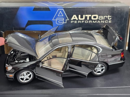 Auto model car autoart - 1/18,