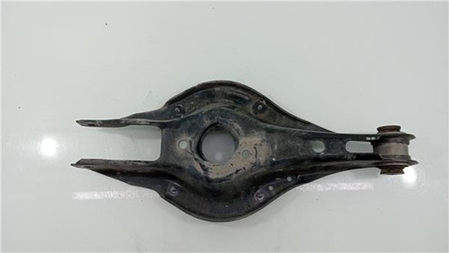 686754002 braccio inferiore - ,
