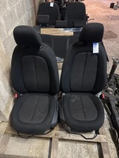 BMW F46 GranTourer LCI Sitze