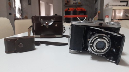 Macchina fotografica balda - macchina,